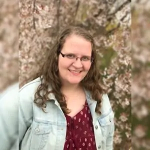 Alumna Brianne Scott '18 lives her dream career as a forensic autopsy technician.