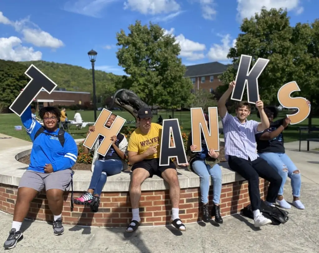 Thanks photo of students