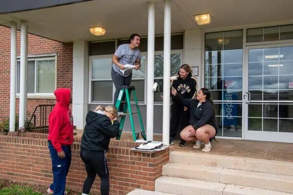 Thumbnail image for the Spring into Action: Ferrum College’s Dynamic Day of Service news item