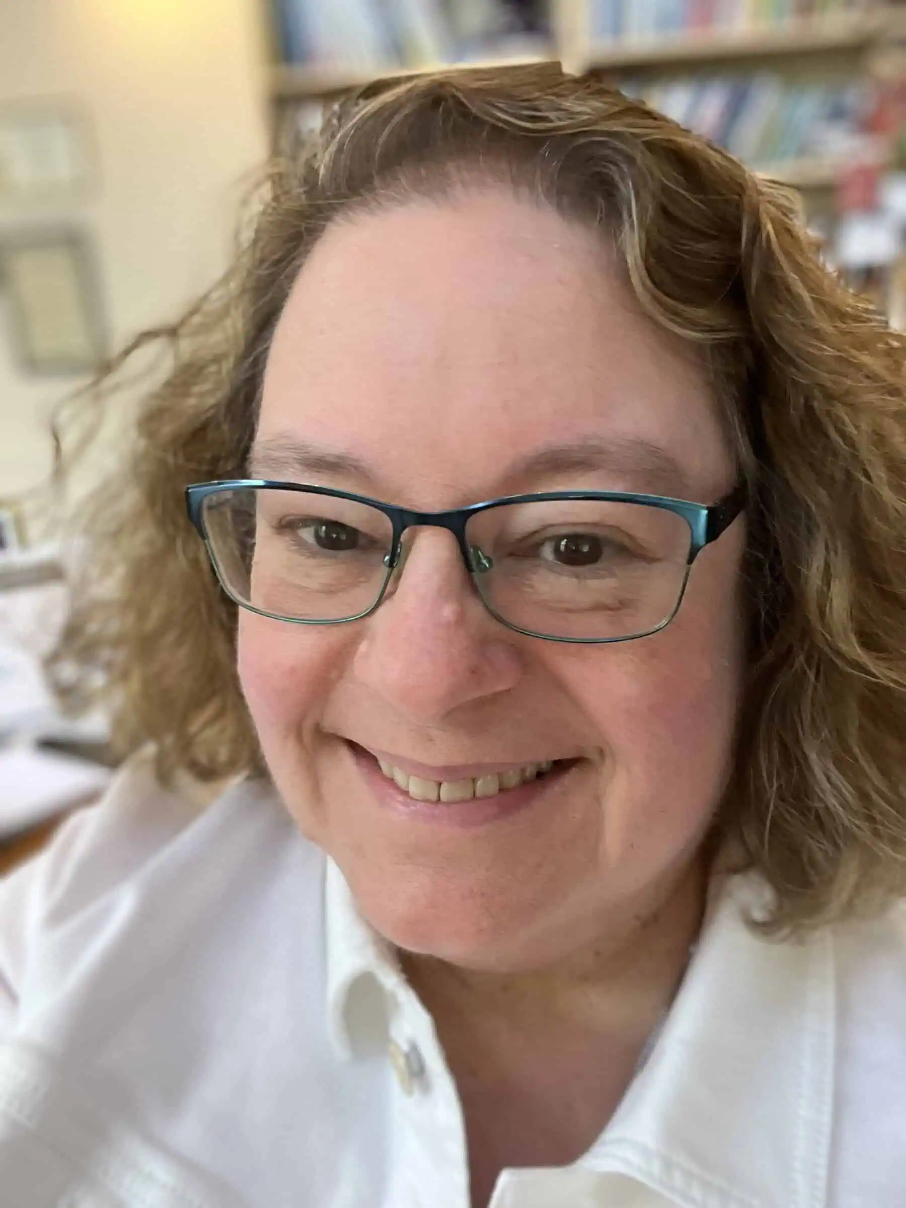 Headshot of Sarah Calvert, member of the Board of Trustees.