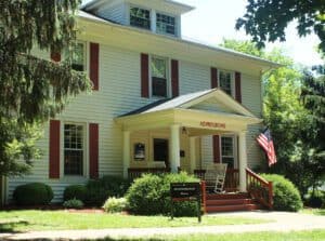 Exterior view of Spilman-Daniel House which is the Admissions building along with financial aid and student accounts departments.