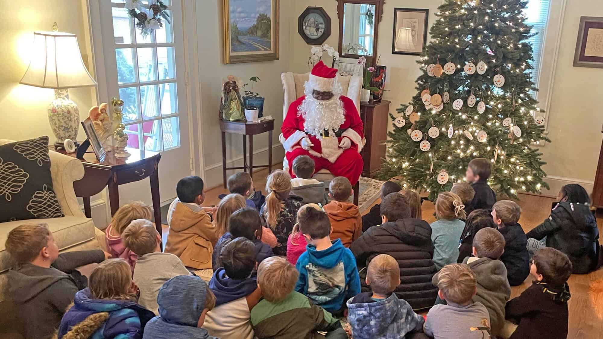 Thumbnail image for the Ferrum College Welcomes Ferrum Elementary Kindergarteners for Annual Christmas Traditions news item